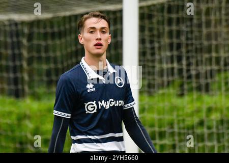 Landore, Swansea, pays de Galles. 9 novembre 2024. George Beaumont de Millwall lors du match de la Ligue de développement professionnel des moins de 18 ans entre Swansea City et Millwall au JOMA High performance Centre à Landore, Swansea, pays de Galles, Royaume-Uni le 9 novembre 2024. Crédit : Duncan Thomas/Majestic Media/Alamy Live News. Banque D'Images