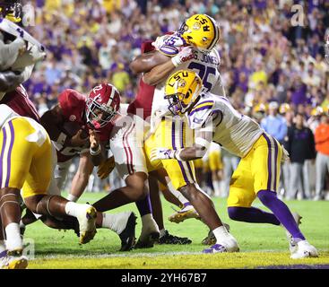 Baton Rouge, États-Unis. 09 novembre 2024. Alabama Crimson Tide Running Back Jam Miller (26) marque un touchdown sur cette course lors d'un match de football de la Southeastern Conference au Tiger Stadium le samedi 9 novembre 2024 à Baton Rouge, en Louisiane. (Photo de Peter G. Forest/Sipa USA) crédit : Sipa USA/Alamy Live News Banque D'Images