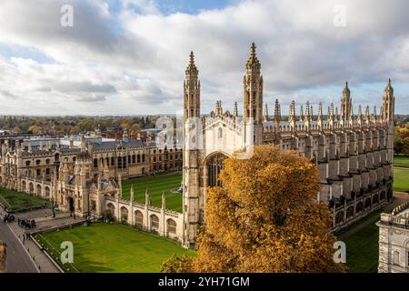 Cambridge, Angleterre. Vue aérienne de la chapelle King's College, une église anglaise gothique perpendiculaire de l'Université de Cambridge Banque D'Images