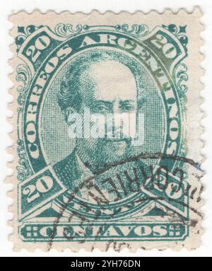 ARGENTINE - 1889 septembre 2006 : timbre vert à 20 centavos représentant un portrait de Julio Argentino Roca (1843-1914). Alejo Julio Argentino Roca Paz était un général d'armée et un homme d'État qui a servi comme président de l'Argentine de 1880 à 1886 et de 1898 à 1904. Roca est le représentant le plus important de la génération de '80 et est connu pour avoir dirigé la conquête du désert, une série de campagnes militaires contre les peuples indigènes de Patagonie parfois considéré comme un génocide. Au cours de ses deux mandats de président, de nombreux changements importants ont eu lieu Banque D'Images