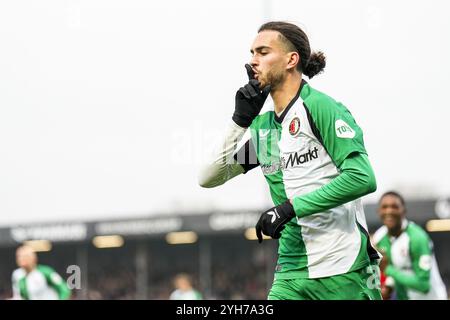 Almere, pays-Bas. 10 novembre 2024. Almere - Ramiz Zerrouki de Feyenoord lors de la douzième manche de la saison Eredivisie 2024/2025. Le match se déroule entre Almere City FC et Feyenoord au Yanmar Stadion le 10 novembre 2024 à Almere, aux pays-Bas. Crédit : Box to Box Pictures/Alamy Live News Banque D'Images