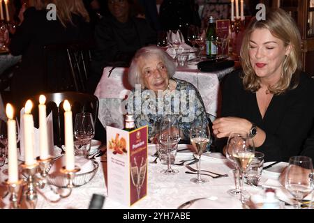 Julian F. M. Stoeckel, Marcell Damaschke, Stefanie Simon und Franziska Traub BEI der PALAZZO Gala-Premiere im PALAZZO-Spiegelpalast in Berlin am 09.11.2024 Banque D'Images