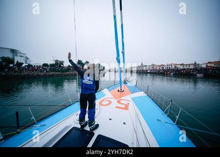 Ruyan Thomas (fra), vulnérable avant le départ du Vendée Globe 2024-2025, 10ème édition de la course de yacht tour du monde en solo, le 9 novembre 2024 aux Sables-d'Olonne, France - photo Pierre Bouras / DPPI Banque D'Images