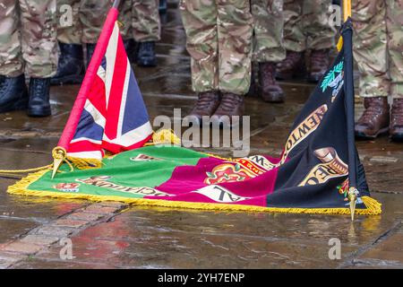 Preston, Lancashire. 10 novembre 2024. Défilé du dimanche du souvenir et dépôt de couronne dans le marché du drapeau du centre-ville. Une célébration pour se souvenir et honorer les morts de la guerre mondiale et d'autres conflits. Crédit ; MediaWordlImages/AlamyLiveNews Banque D'Images