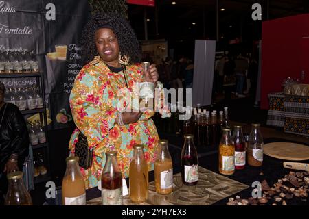 Paris, France. 9 novembre 2024. Sissi de Heritage Saint Louis assiste au salon du bon. Sous l’égide du chef étoilé Thierry Marx, le salon du bon ouvre ses portes pour sa première édition du 8 au 10 novembre 2024 à la Grande Halle de la Villette à Paris. Crédit : Bernard Menigault/Alamy Live News Banque D'Images