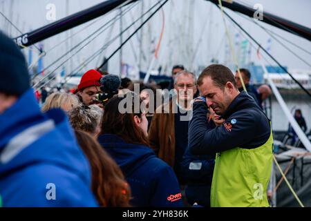 GOODCHILD Sam (gbr), vulnérable avant le départ du Vendée Globe 2024-2025, 10ème édition de la course de yacht tour du monde en solo, le 9 novembre 2024 aux Sables-d&#39;Olonne, France Banque D'Images