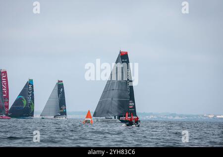 Avant le départ du Vendée Globe 2024-2025, 10e édition de la course de yacht tour du monde en solo, le 9 novembre 2024 aux Sables-d&#39;Olonne, France Banque D'Images