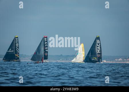 DALIN Charlie (fra), MACIF Sante Prevoyance lors du départ du Vendée Globe 2024-2025, 10ème édition de la course de yacht tour du monde en solo, le 9 novembre 2024 aux Sables-d&#39;Olonne, France Banque D'Images