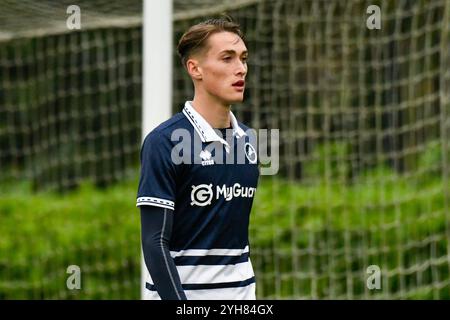 Landore, Swansea, pays de Galles. 9 novembre 2024. George Beaumont de Millwall lors du match de la Ligue de développement professionnel des moins de 18 ans entre Swansea City et Millwall au JOMA High performance Centre à Landore, Swansea, pays de Galles, Royaume-Uni le 9 novembre 2024. Crédit : Duncan Thomas/Majestic Media/Alamy Live News. Banque D'Images