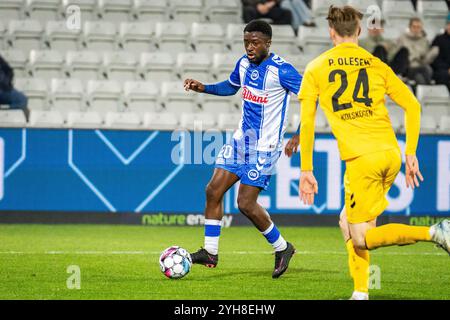 Odense, Danemark. 09 novembre 2024. Leroy Owusu (20 ans) d'Odense BK vu lors du match NordicBet Liga entre Odense BK et AC Horsens au nature Energy Park à Odense. Crédit : Gonzales photo/Alamy Live News Banque D'Images