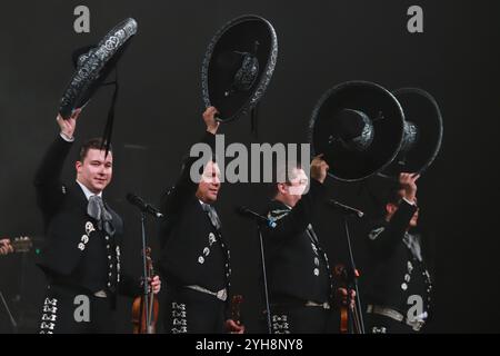 Mexico, Mexique. 09 novembre 2024. Membres de Mariachi Vargas de Tecalitlán lors du premier Congrès mondial Mariachi au Teatro Esperanza Iris. Le 9 novembre 2024 à Mexico, Mexique. (Photo de Carlos Santiago/ crédit : Eyepix Group/Alamy Live News Banque D'Images