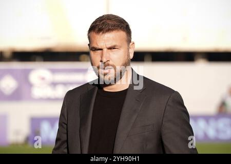 Firenze, Italie. 10 novembre 2024. Paolo Zanetti, entraîneur-chef de Vérone, regarde le match Serie A Enilive 2024/2025 entre la Fiorentina et Vérone - Serie A Enilive au stade Artemio franchi - Sport, Football - Florence, Italie - dimanche 10 novembre 2024 (photo Massimo Paolone/LaPresse) crédit : LaPresse/Alamy Live News Banque D'Images