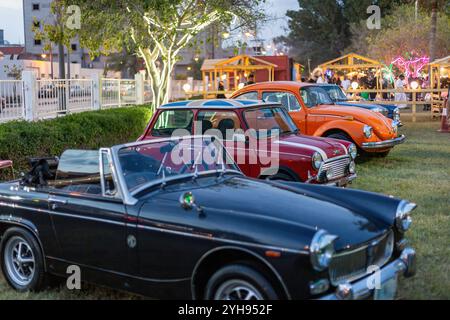 1969 Vintage Mercedes-Benz 280 se coupé. Voiture rétro exposée au salon Dammam en Arabie Saoudite le 15 mars 2024. Banque D'Images