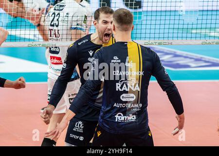 Exultation de Lorenzo cortesia - Rana Verona lors de Itas Trentino vs Rana Verona, match de Superligue italienne de volleyball Serie A Men à trente, Italie, le 10 novembre 2024 Banque D'Images