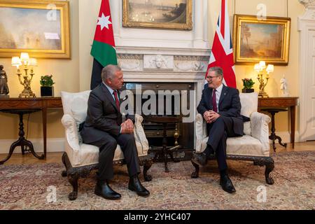 Londres, Royaume-Uni. 11 novembre 2024. Le premier ministre britannique Keir Starmer reçoit le roi Abdallah II de Jordanie au 10 Downing Street, à Londres, au Royaume-Uni, le 6 novembre 2024. Photo Balkis Press/ABACAPRESS. COM Credit : Abaca Press/Alamy Live News Banque D'Images