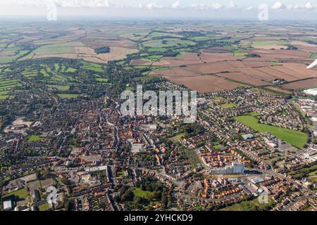 Louth Town, Lincolnshire, Royaume-Uni, vue aérienne, photographie aérienne du centre-ville de Louth prise d'un vol d'avion léger, église de louth, église St James, Banque D'Images