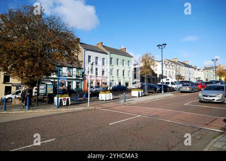 moville market square and main st, comté de donegal, république d'irlande Banque D'Images