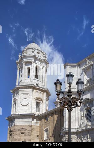 Détail de la cathédrale mixte baroque et néoclassique de Cadix, cathédrale de la Sainte Croix sur l'eau, Cadix, Andalousie, Espagne, Europe Banque D'Images