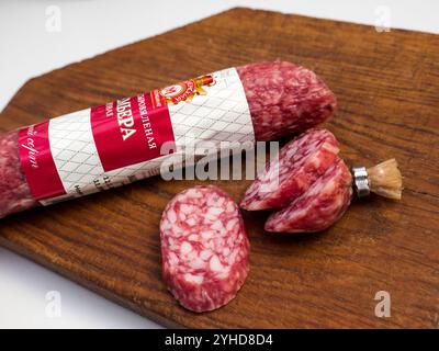 Grodno usine d'emballage de viande saucisse original porc. Banque D'Images