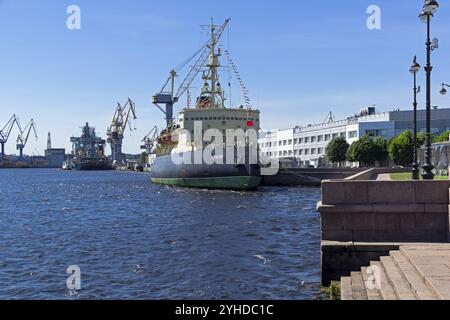 Saint-Pétersbourg, Russie, 16 juin 2019 : brise-glace, Europe Banque D'Images