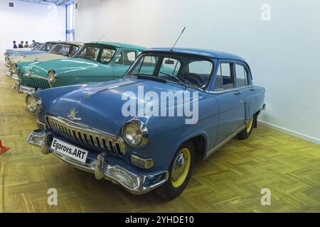 Moscou, Russie, 10 novembre 2018 : Volga gaz M-21 car (fabriqué en 1959) à l'exposition des voitures anciennes et rares, Europe Banque D'Images