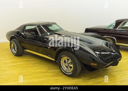 Moscou, Russie, 10 novembre 2018 : Chevrolet Corvette C3 car (fabriqué en 1977) à l'exposition des voitures anciennes et rares, Europe Banque D'Images