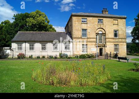 Royaume-Uni, South Yorkshire, Sheffield, Hillsborough Park, Hillsborough House Library. Banque D'Images