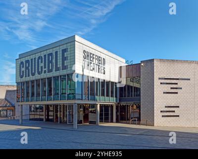 Royaume-Uni, South Yorkshire, Sheffield, Crucible Theatre de Tudor Square. Banque D'Images
