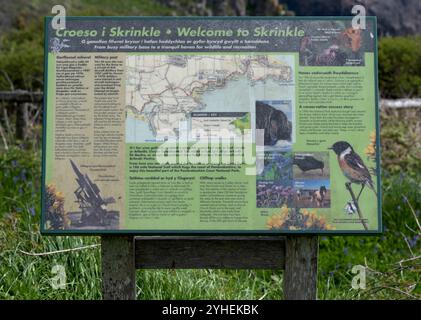 Bienvenue à Skrinkle board, Skrinkle Haven, Pembrokeshire, South Wales, Wales, ROYAUME-UNI Banque D'Images