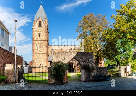 Schwalmstadt-Treysa : ruines de l'église des morts . Ruine der Totenkirche Banque D'Images