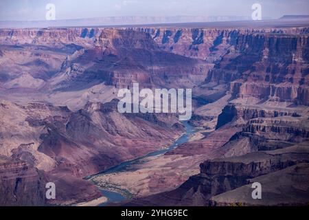 Parc national du Grand Canyon en Arizona vu du plateau sud. Banque D'Images