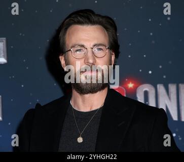 New York, États-Unis. 11 novembre 2024. Chris Evans participant à la première d'Amazon MGM Studios 'Red One' New York s'est tenue au Alice Tully Hall le 11 novembre 2024 à New York City, NY © Steven Bergman/AFF-USA. Crédit COM : AFF/Alamy Live News Banque D'Images