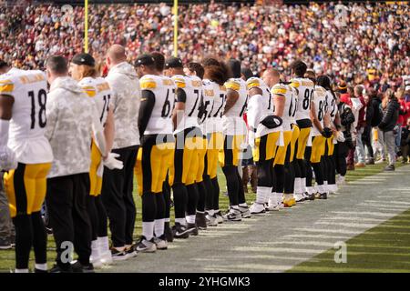 Landover, Maryland, États-Unis. 10 novembre 2024. 10 novembre 2024 : joueurs de Steelers lors des Washington Commanders vs Pittsburgh Steelers au Northwest Stadium de Landover MD. Brook Ward/apparent Media Group (crédit image : © AMG/AMG via ZUMA Press Wire) USAGE ÉDITORIAL SEULEMENT! Non destiné à UN USAGE commercial ! Banque D'Images