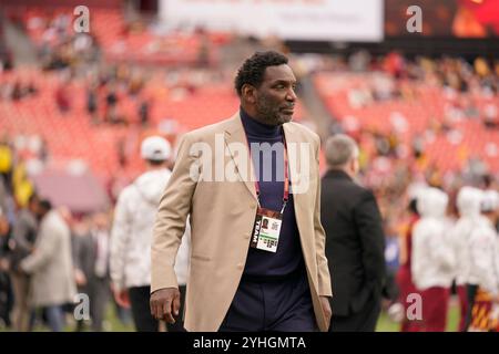 Landover, Maryland, États-Unis. 10 novembre 2024. 10 novembre 2024 : Doug Williams lors des Washington Commanders vs Pittsburgh Steelers au Northwest Stadium de Landover MD. Brook Ward/apparent Media Group (crédit image : © AMG/AMG via ZUMA Press Wire) USAGE ÉDITORIAL SEULEMENT! Non destiné à UN USAGE commercial ! Banque D'Images