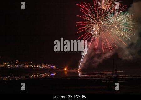 Écran Appledore Fireworks 2024 Banque D'Images