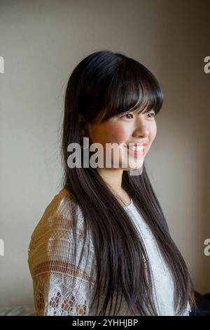 Femme souriante Banque D'Images