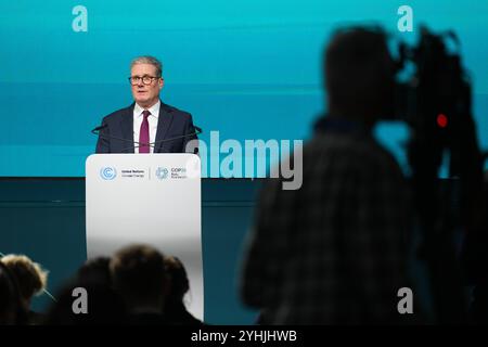 Le premier ministre Sir Keir Starmer prend la parole lors de la deuxième journée du sommet sur le climat de la Cop29 à Bakou, en Azerbaïdjan. Date de la photo : mardi 12 novembre 2024. Banque D'Images