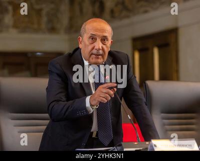 Milan, Italie. 12 novembre 2024. Stefano Tedeschi alla Celebrazione del 150° anniversario di istituzione degli Ordini Forensi nell'aula Magna di Palazzo di Giustizia - Milano, Italia - Martedì, 12 novembre 2024 (foto Stefano Porta/LaPresse) célébration du 150e anniversaire de la création des associations du barreau dans l'Aula Magna du Palais de Justice - Milan, Italie - mardi, 12 novembre 2024 (photo Stefano Porta/Lapresse) Banque D'Images