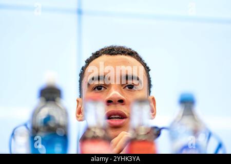 Hesse, Francfort-sur-le-main, Allemagne. 12 novembre 2024. Francfort-sur-le-main, Allemagne. 12 novembre 2024. Jamal Musiala (Deutschland), GER, Pressekonferenz, DFB Fussball Herren Nationalmannschaft Deutschland, AM DFB-Campus à Francfort-sur-le-main, 12.11.2024. Crédit : dpa Picture alliance/Alamy Live News Banque D'Images