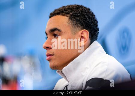 Hesse, Francfort-sur-le-main, Allemagne. 12 novembre 2024. Francfort-sur-le-main, Allemagne. 12 novembre 2024. Jamal Musiala (Deutschland), GER, Pressekonferenz, DFB Fussball Herren Nationalmannschaft Deutschland, AM DFB-Campus à Francfort-sur-le-main, 12.11.2024. Crédit : dpa Picture alliance/Alamy Live News Banque D'Images