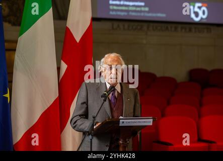 Milan, Italie. 12 novembre 2024. Gaetano Pecorella alla Celebrazione del 150° anniversario di istituzione degli Ordini Forensi nell'aula Magna di Palazzo di Giustizia - Milano, Italia - Martedì, 12 novembre 2024 (foto Stefano Porta/LaPresse) célébration du 150e anniversaire de la création des associations du barreau dans l'Aula Magna du Palais de Justice - Milan, Italie - mardi, 12 novembre 2024 (photo Stefano Porta/Lapresse) Banque D'Images