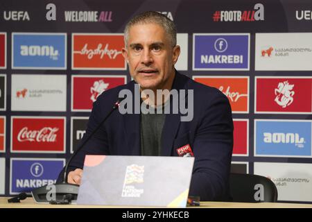 L'entraîneur-chef de l'Albanie Sylvinho lors de la conférence de presse après le match de l'UEFA Nations League entre la Géorgie et l'Albanie au Mikheil Meskhi S. Banque D'Images