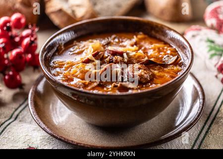 Soupe de chou de Noël, un plat de Noël traditionnel d'Europe de l'est. Banque D'Images