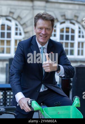 Londres, Royaume-Uni. 12 novembre 2024. Richard TICE, leader du Parti réformiste britannique, a vu dans Westminster Credit : Richard Lincoln/Alamy Live News Banque D'Images