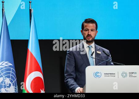 Bakou, Azerbaïdjan, 12 novembre 2024. Jakov Milatović, Président du Monténégro, prend la parole lors de la première partie du segment de haut niveau de la Conférence des Nations Unies sur les changements climatiques dans la salle plénière de Nizami pendant la COP29, un événement organisé par la CCNUCC au stade olympique de Bakou. La COP29, qui se déroulera à partir de novembre 11-22, se concentre sur la recherche d’énergie propre de compensation carbone. Crédit : Dominika Zarzycka/Alamy Live News Banque D'Images