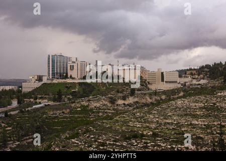 Vue de l'hôpital Hadassah, complexe et établissement Ein Kerem, à Jérusalem, Israël. Banque D'Images