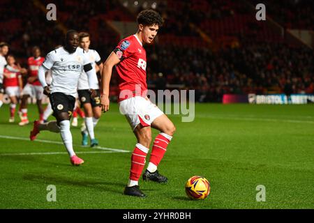 Londres, Angleterre. 12 novembre 2024. Kai Enslin pendant le match du Bristol Street Motors Trophy entre Charlton Athletic et Bromley à The Valley, Londres. Kyle Andrews/Alamy Live News Banque D'Images