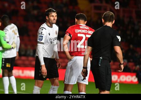 Londres, Angleterre. 12 novembre 2024. Carl Jenkinson pendant le match du Bristol Street Motors Trophy entre Charlton Athletic et Bromley à The Valley, Londres. Kyle Andrews/Alamy Live News Banque D'Images