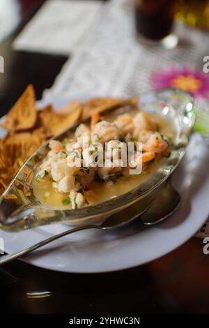 Plat de ceviche dans un restaurant, Costa Rica Banque D'Images