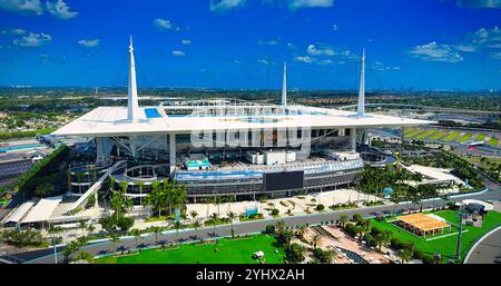 Hard Rock Stadium à Miami - stade des Miami Dolphins en Floride - vue aérienne - MIAMI, FLORIDE - 04 NOVEMBRE 2024 Banque D'Images